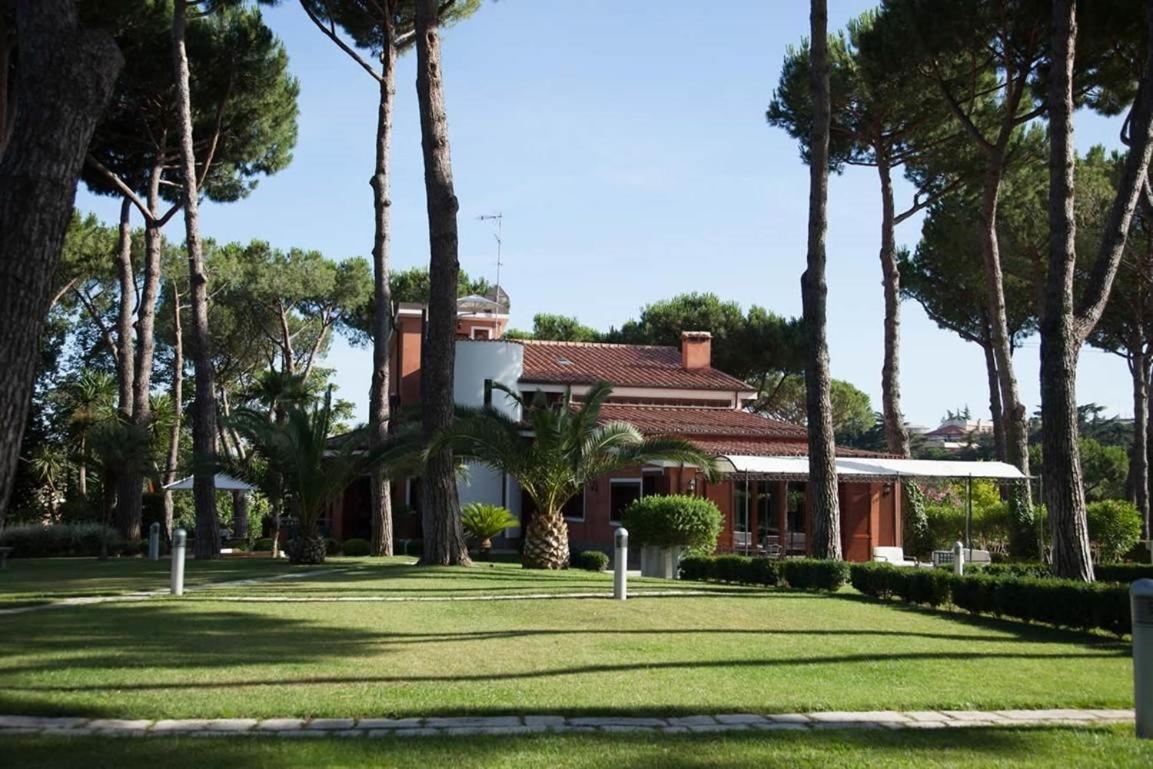 Npp 23 Sleeps 12 Villa Rom
