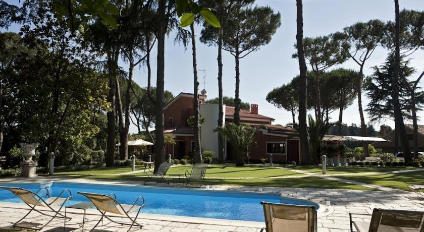 Villa Npp 23 Sleeps 12 Rom